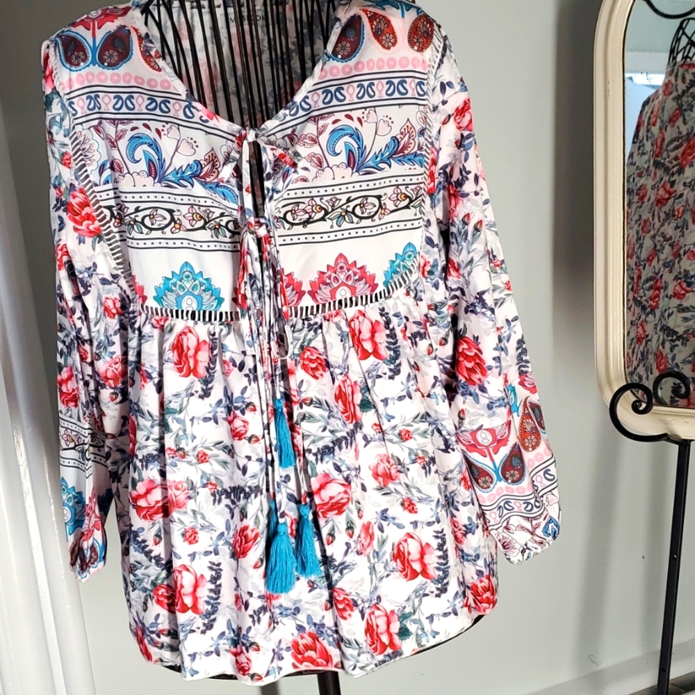 Misslook top blouse size L flower pattern Cotton Polyester Very good condition
